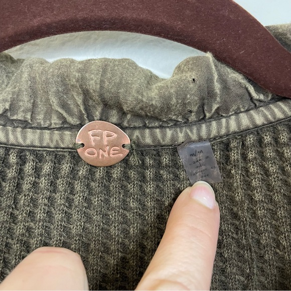 FP One Scout Slouchy Waffle Button Up Shirt Jacket - Shacket Size Medium - Picture 4 of 10